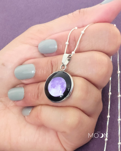 Colección Cómica - Purple Moon Luna llena en descuento por el mes de la mujer.