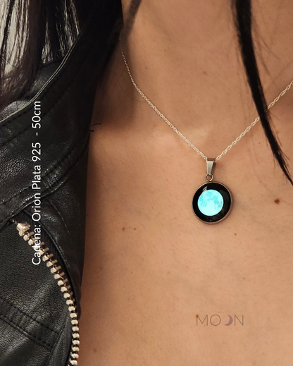 Descubrí La luna que brilló en tu fecha especial.