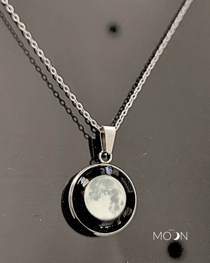 Descubrí La luna que brilló en tu fecha especial.