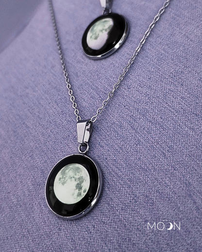 Luna Llena - Cadena de acero quirúrgico o plata 925 (DISPONIBLE EN 10 DÍAS)