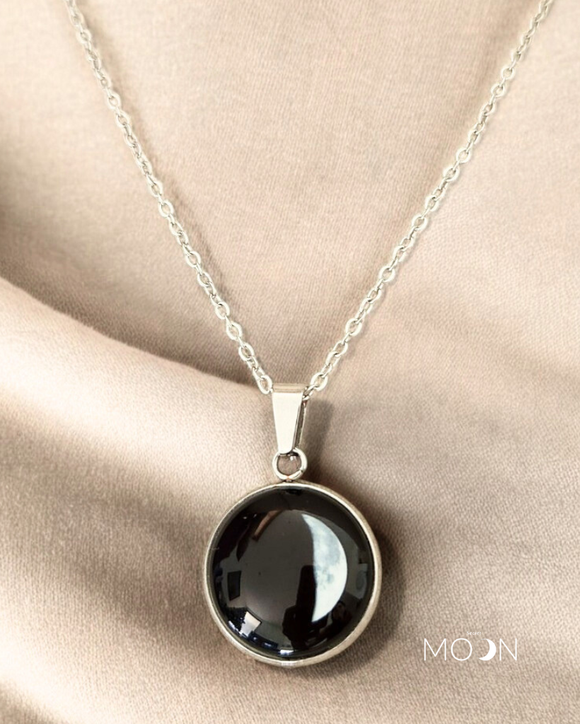 Luna Menguante + Cadena de acero quirúrgico o plata 925