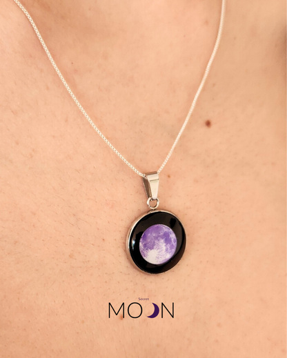 Colección Cómica - Purple Moon Luna llena en descuento por el mes de la mujer.