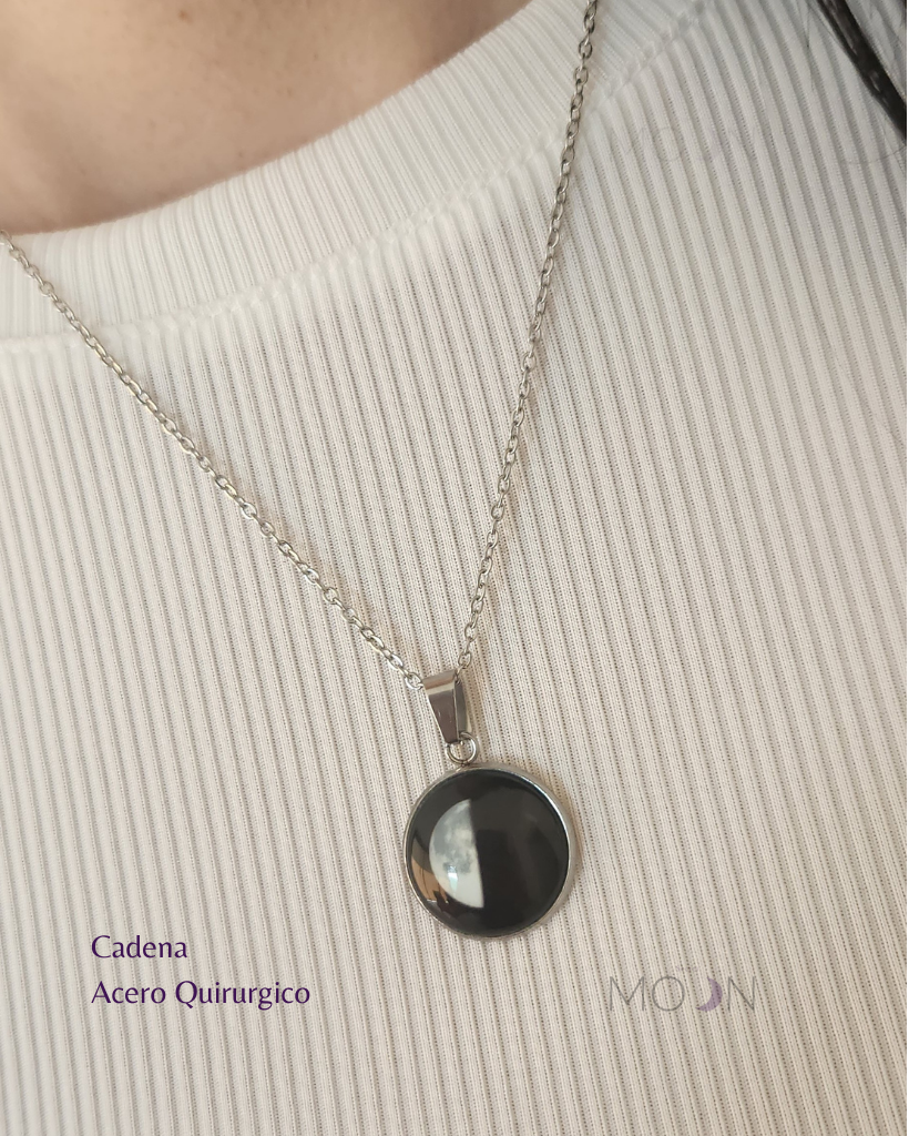 Luna cuarto creciente - Cadena de acero quirúrgico o plata 925